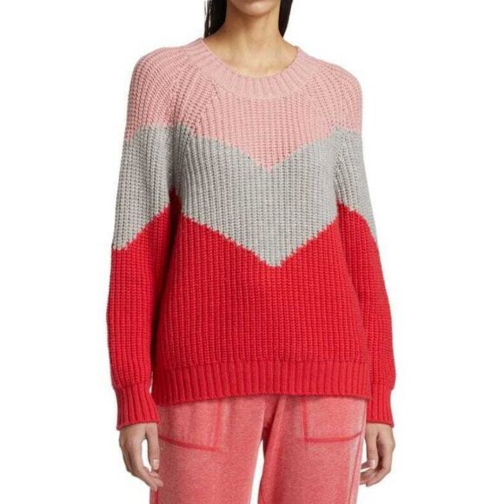 Splendid Pink and Gray Crew Neck Sweater with Chevron Design